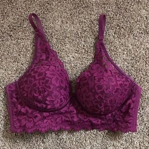 Maidenform Lace Bralette in Wine. Size 34B.